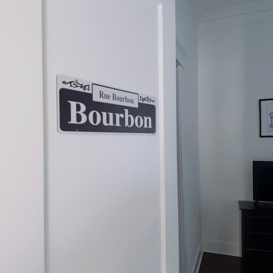 The Historic Bourbon Suit Walk To French Quarter New Orleans Eksteriør bilde